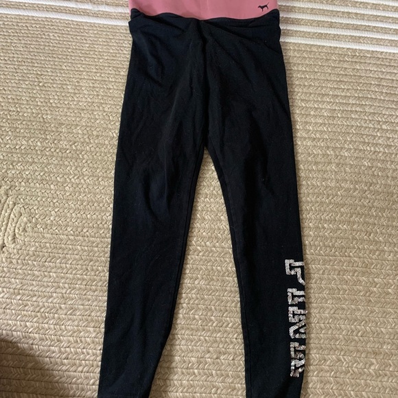 Pink yoga pants - Picture 1 of 3